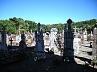 Friedhfe sagen etwas ber die Kultur der Menchen aus. Typisch deutsch sind die Grber hier eigentlich nicht.