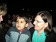 Alfredos Sohn Jonas und seine Schwgerin Flach