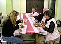 Noch haben wir den Wein nicht gefunden: Angelika, Manfred, Englers