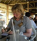 Endlich kamen wir zum Postkartenschreiben.