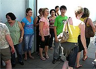 Begrungskomittee bei der christlichen Gemeinschaft, bei der wir bewirtet wurden