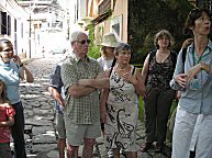 Alle hren gespannt zu